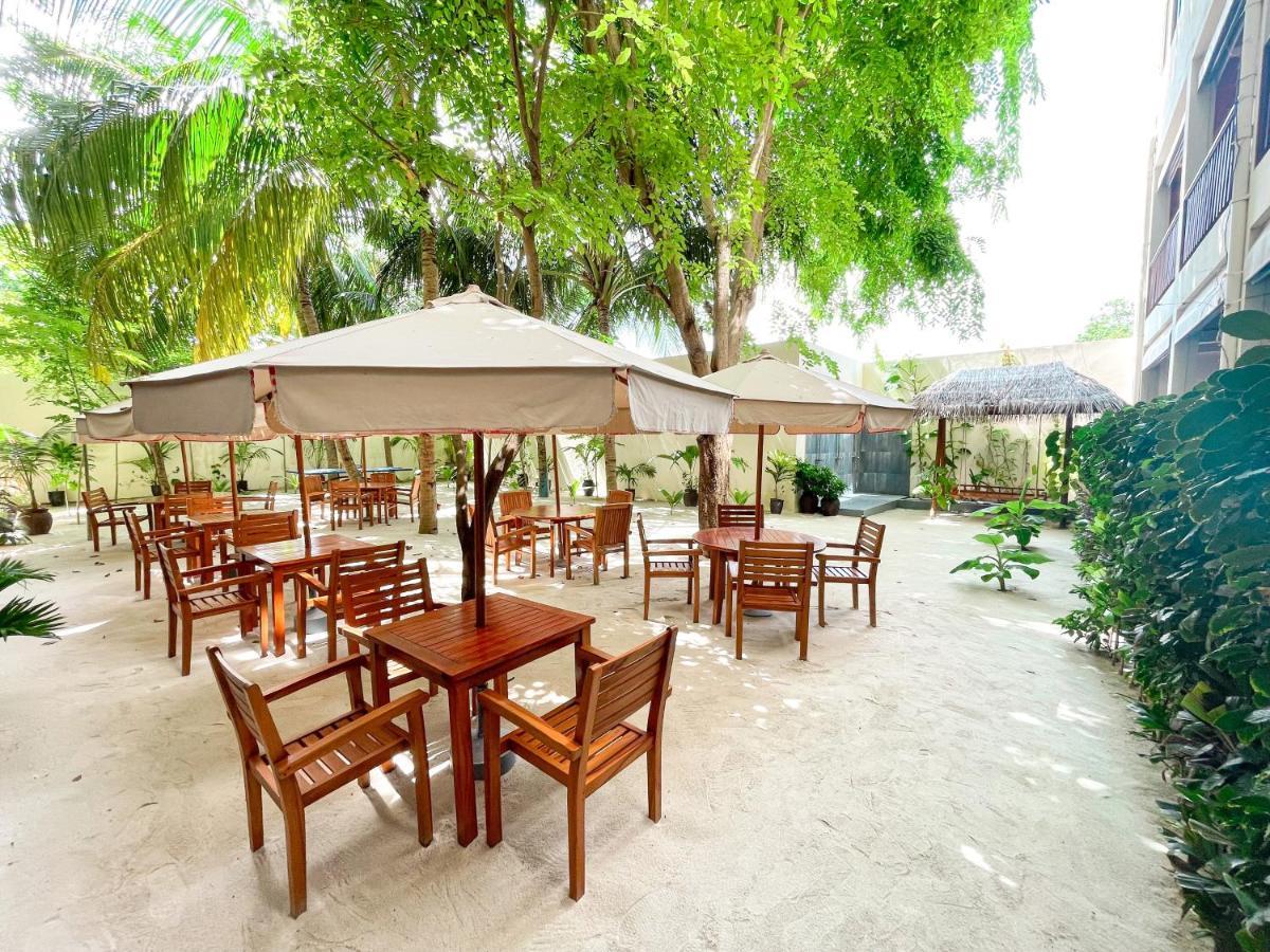 Araamu Hotels Maldives At Dhiffushi Exteriér fotografie