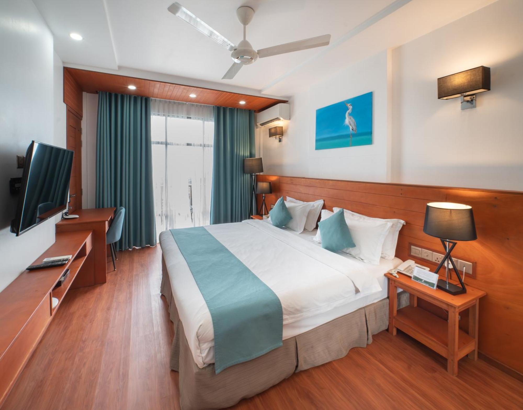 Araamu Hotels Maldives At Dhiffushi Exteriér fotografie
